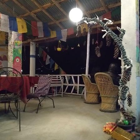 Bros Hostel Manali Exterior photo