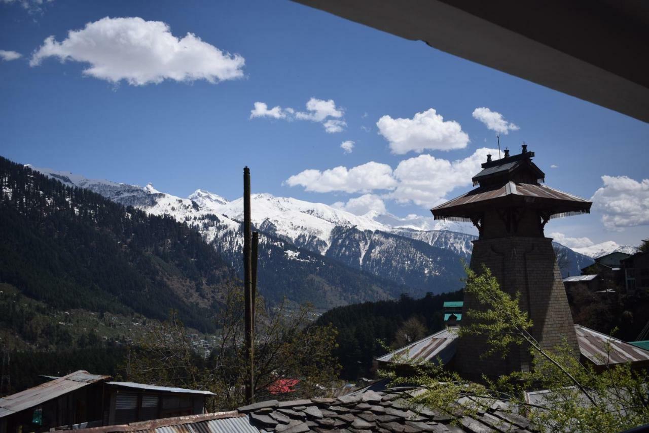 Bros Hostel Manali Exterior photo
